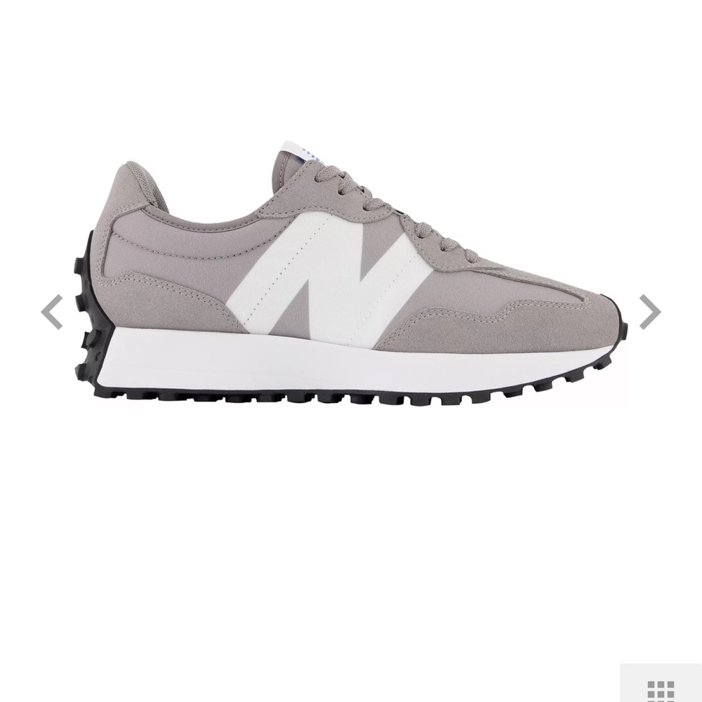 New Balance Women's 327 Shoes